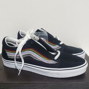 Vans "Off The Wall" Love Together Rainbow Pride Mens Size 11.5/ Women's Size 13